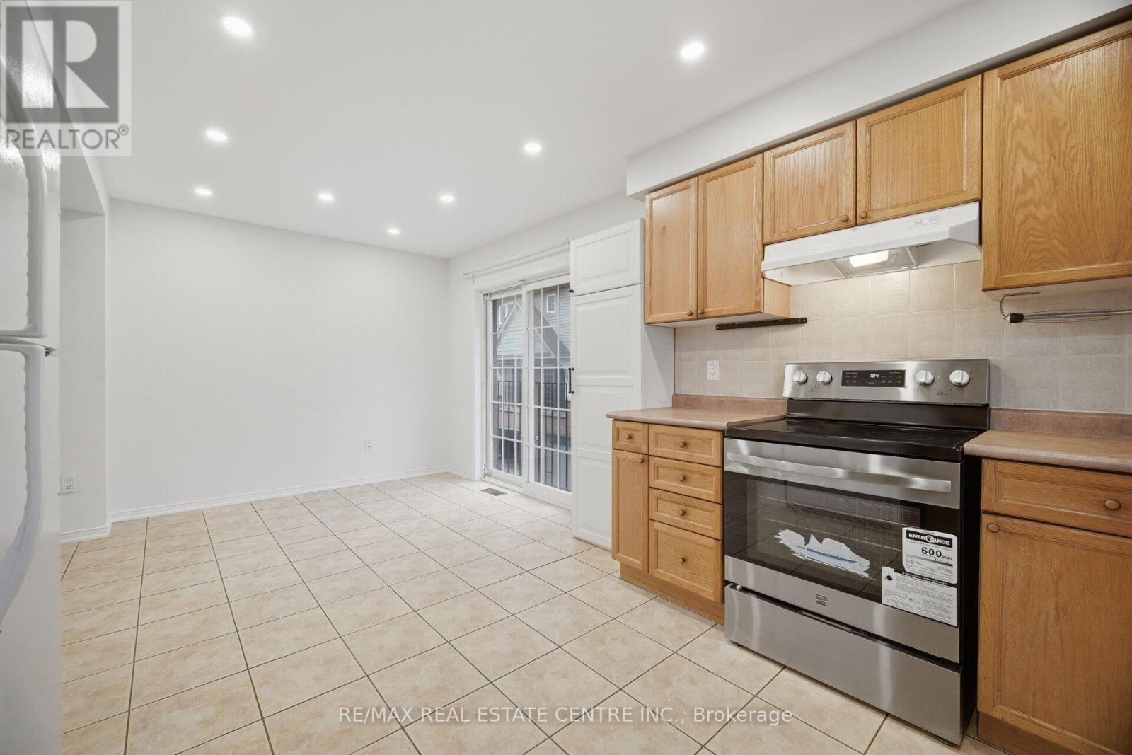 10 - 2360 Parkhaven Boulevard, Oakville, Ontario L6H 7S6 - Photo 15 - W13654154