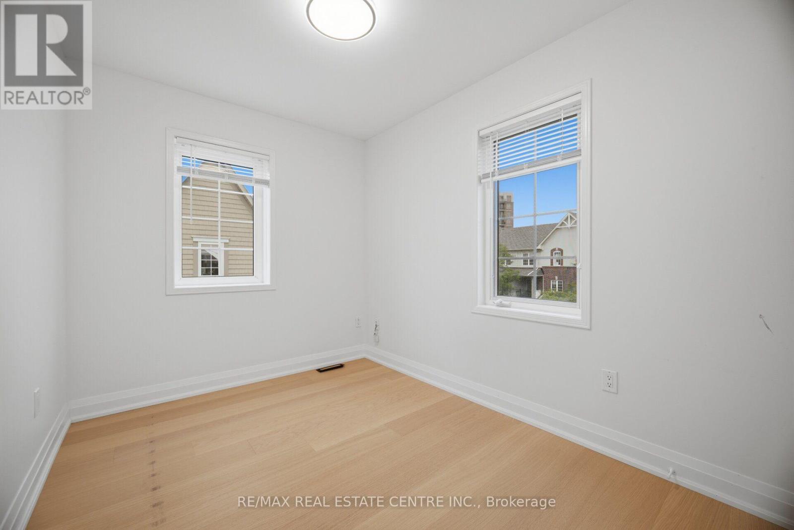 10 - 2360 Parkhaven Boulevard, Oakville, Ontario L6H 7S6 - Photo 36 - W13654154