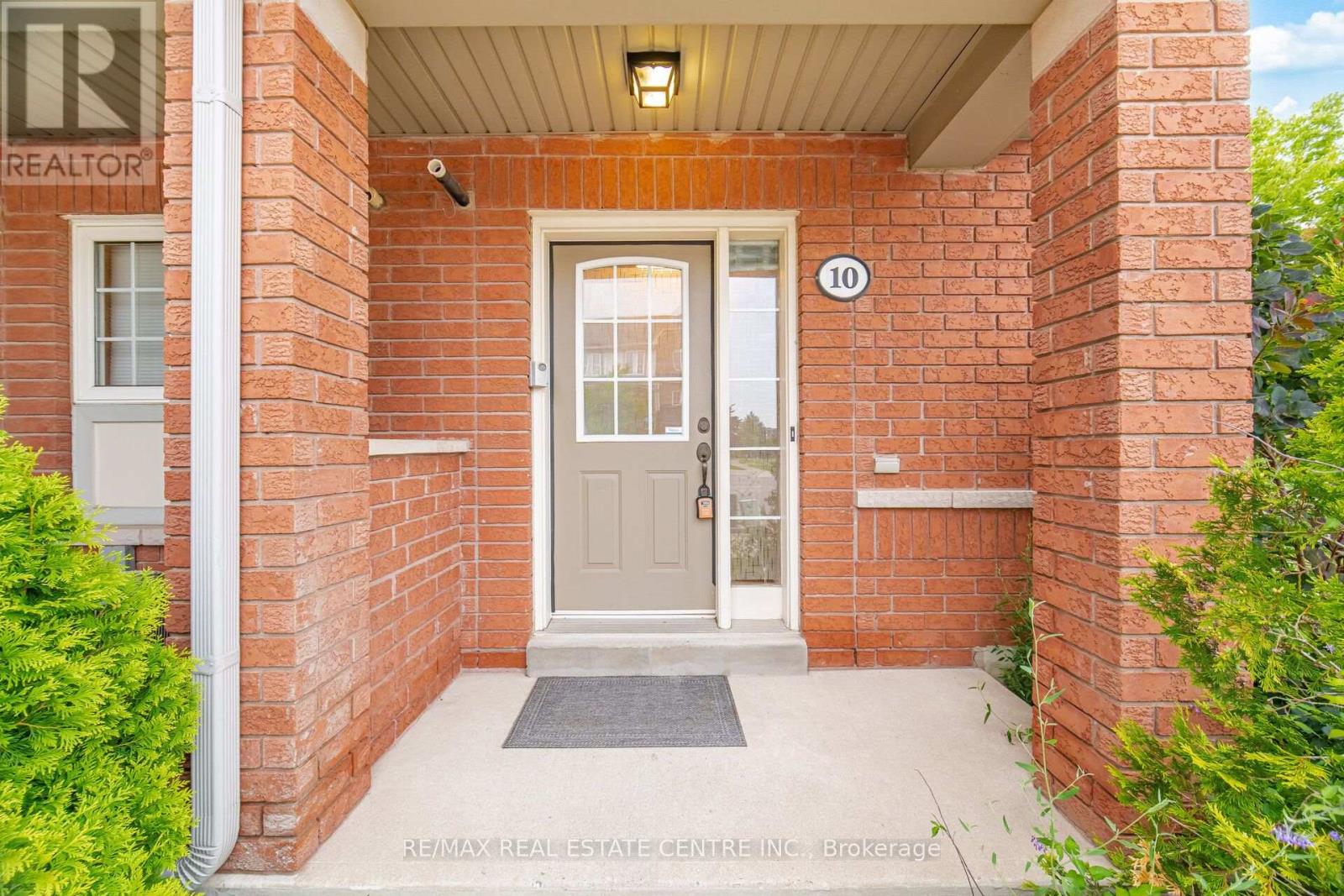 10 - 2360 Parkhaven Boulevard, Oakville, Ontario L6H 7S6 - Photo 4 - W13654154