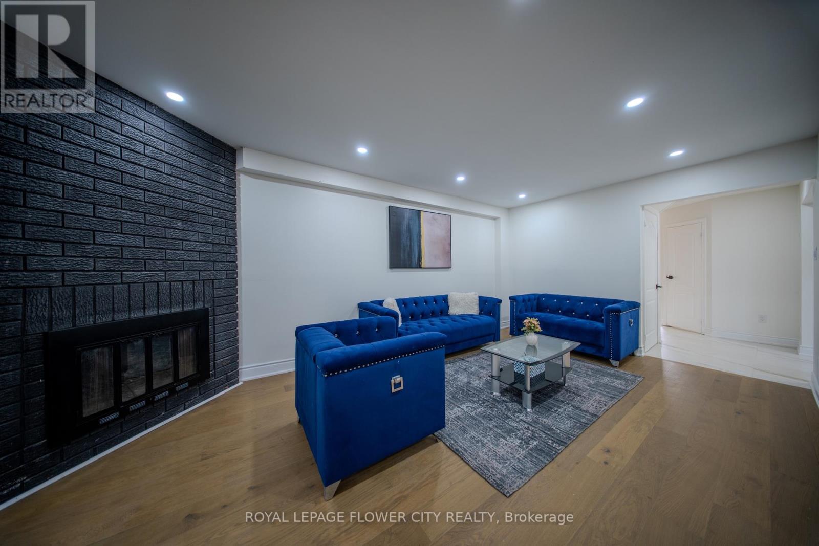 6 Crenshaw Crescent W, Brampton, Ontario L6Z 1W9 - Photo 16 - W13654172