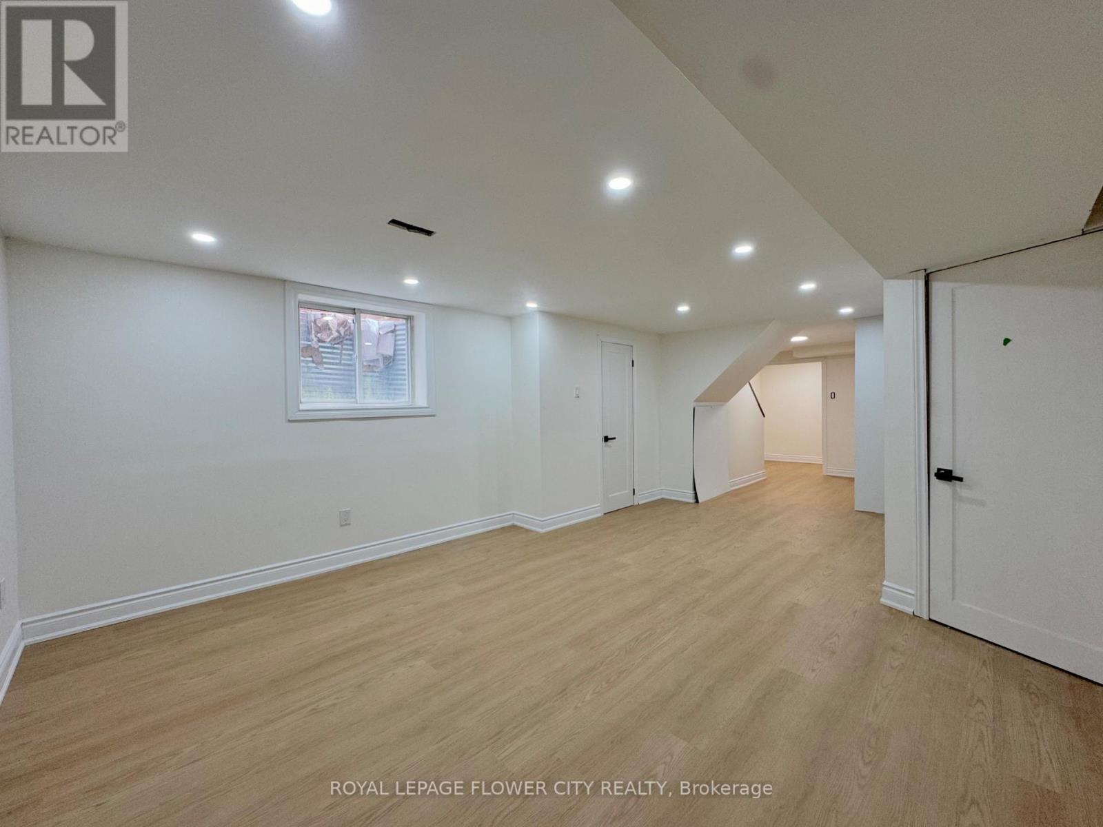 6 Crenshaw Crescent W, Brampton, Ontario L6Z 1W9 - Photo 34 - W13654172