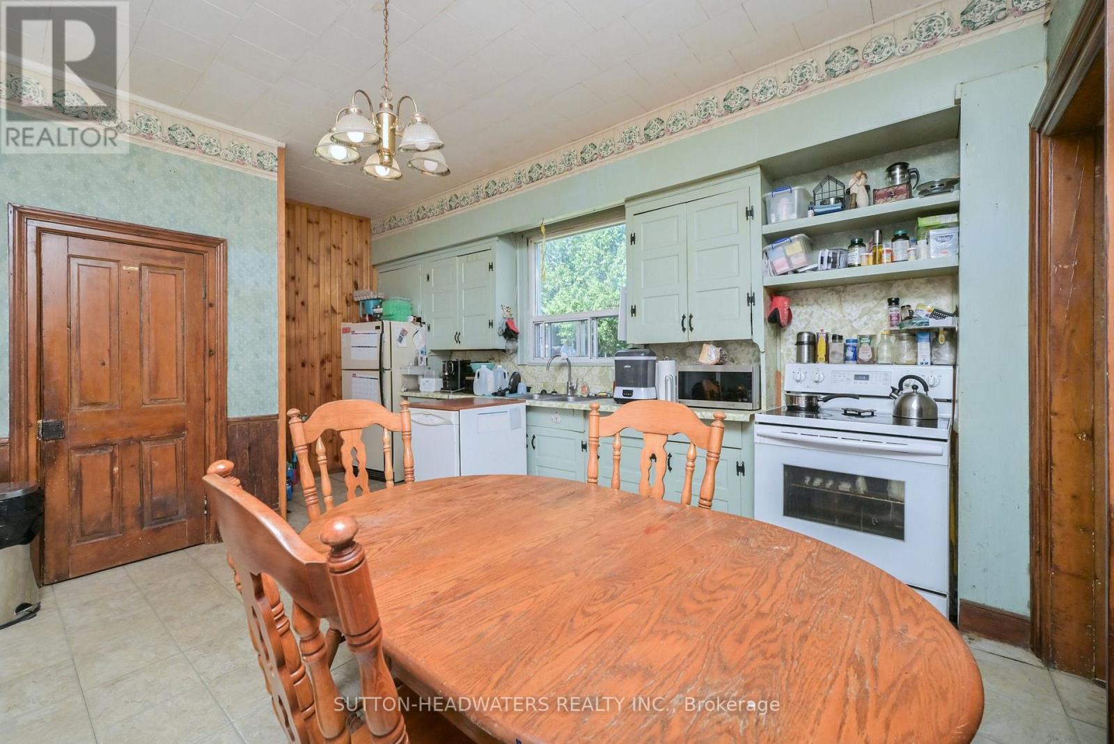 8526 Eramosa Townline, Centre Wellington, Ontario  N1H 6H7 - Photo 10 - X13654140