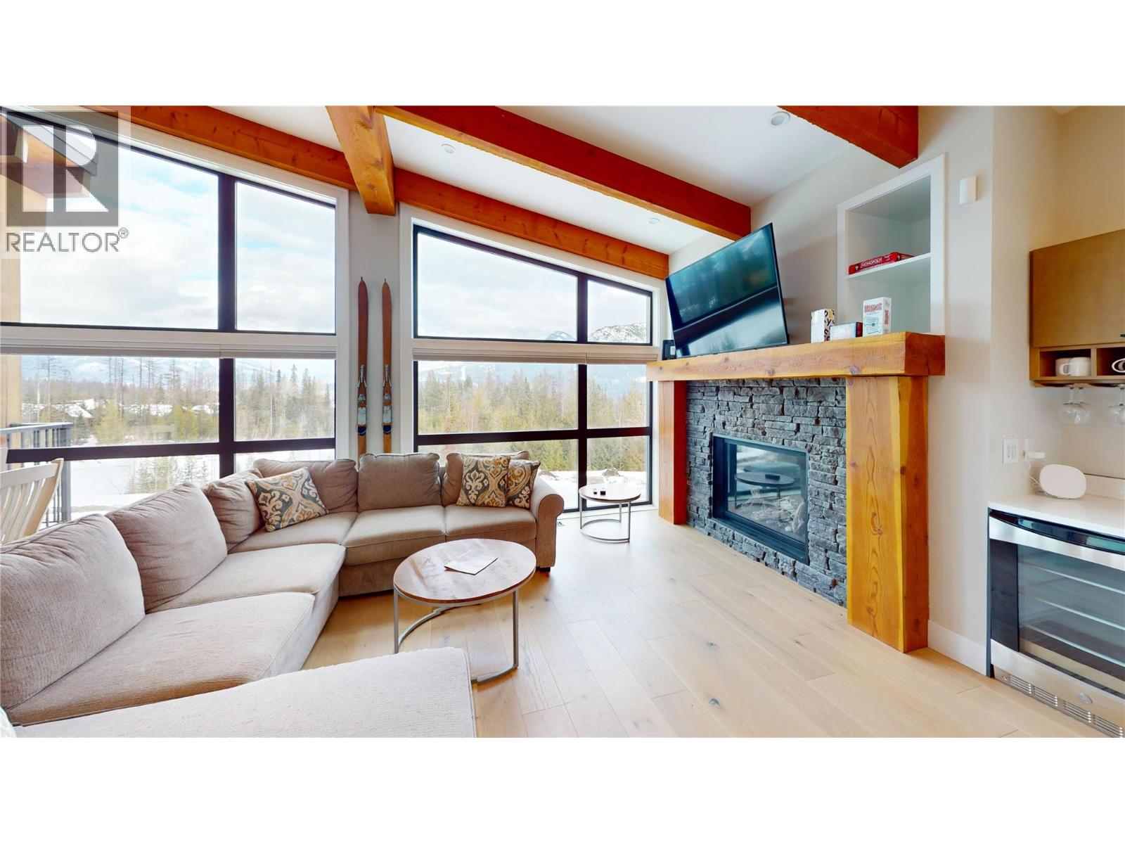 5418 Resort Drive, Fernie, British Columbia  V0B 1M6 - Photo 6 - 10337704
