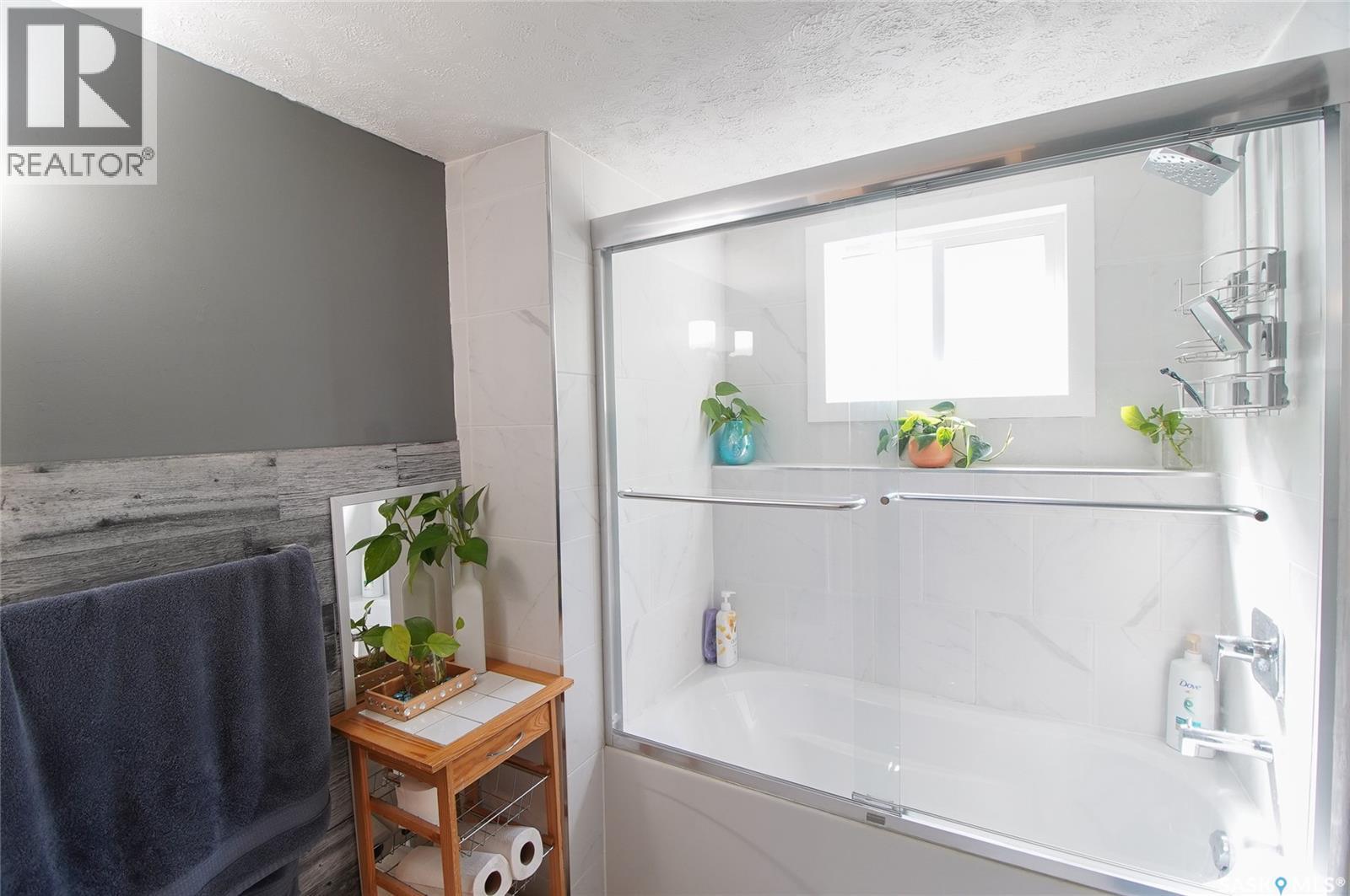 18 Kyle Street, Regina, Saskatchewan  S4R 6R6 - Photo 40 - SK045011