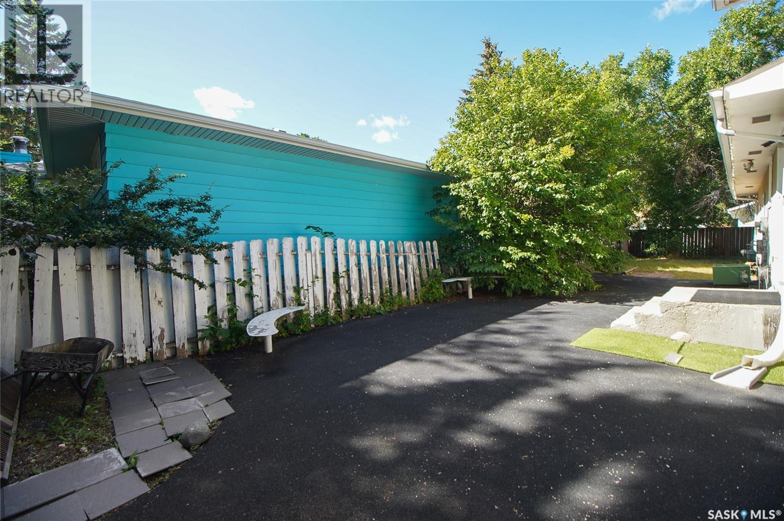 18 Kyle Street, Regina, Saskatchewan  S4R 6R6 - Photo 55 - SK045011