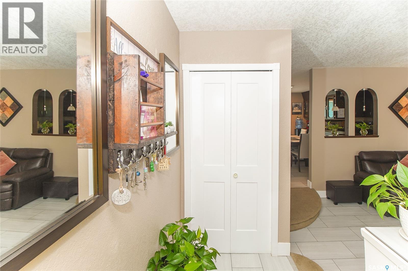 18 Kyle Street, Regina, Saskatchewan  S4R 6R6 - Photo 61 - SK045011