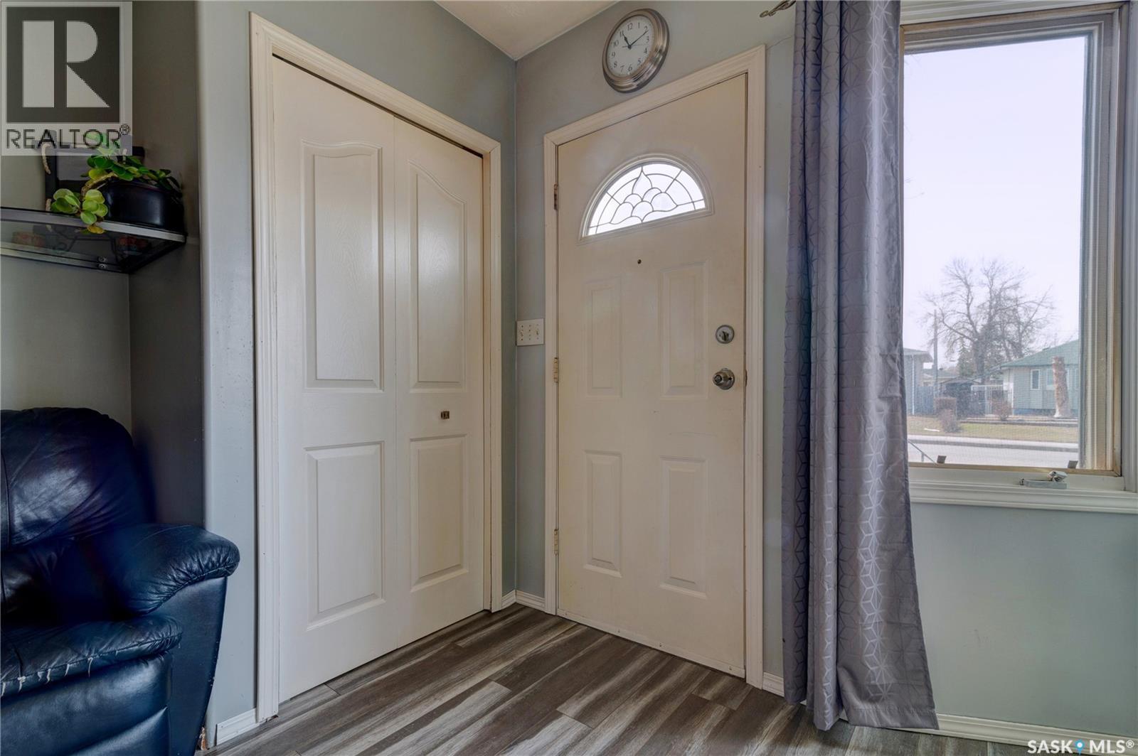 1230 Dewdney Avenue E, Regina, Saskatchewan  S4N 0E3 - Photo 3 - SK044815