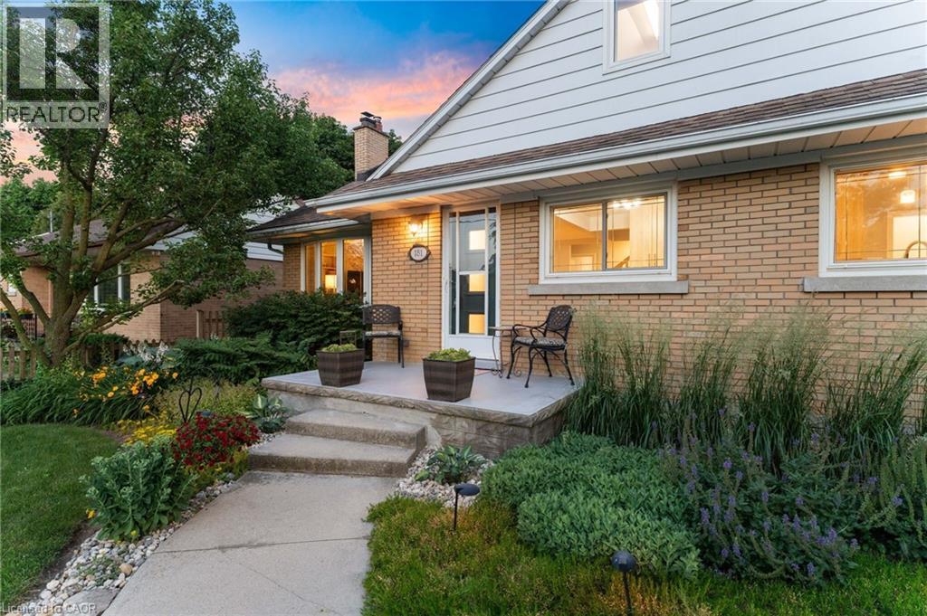 181 Rodney Street, Waterloo, Ontario  N2J 1G4 - Photo 3 - 40844396