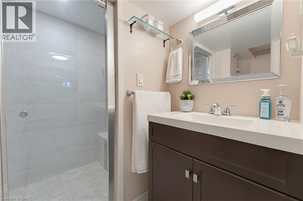 181 Rodney Street, Waterloo, Ontario  N2J 1G4 - Photo 32 - 40844396
