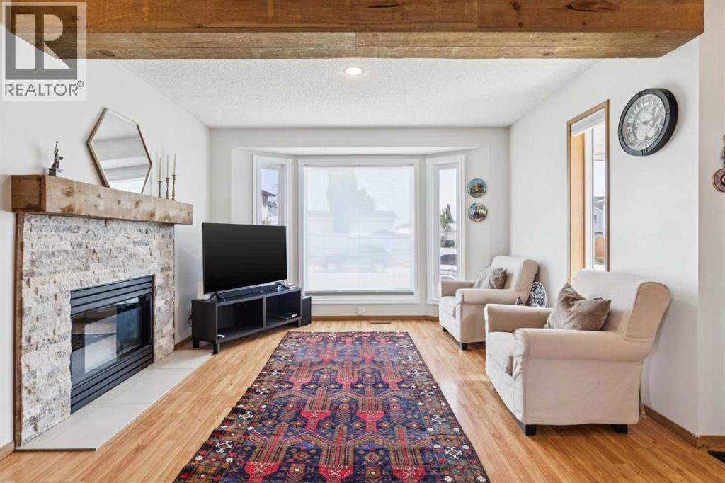 151 Rivercrest Close SE, Calgary, Alberta  T2C 4H3 - Photo 3 - A2335657
