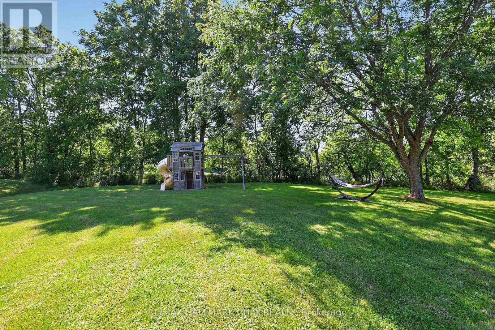 36 Mulock Drive, Bradford West Gwillimbury, Ontario  L0G 1B0 - Photo 12 - N13649472