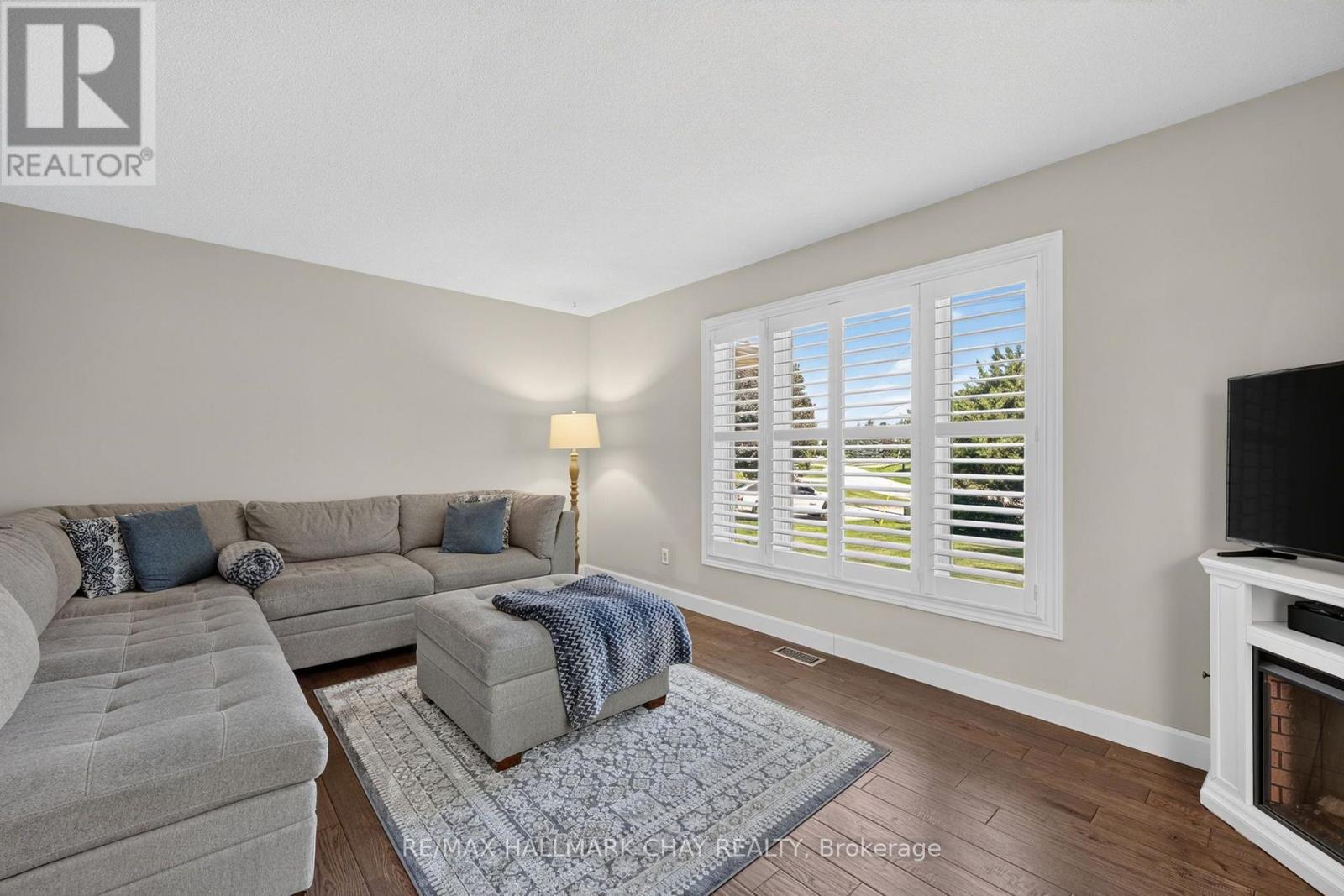 36 Mulock Drive, Bradford West Gwillimbury, Ontario  L0G 1B0 - Photo 22 - N13649472
