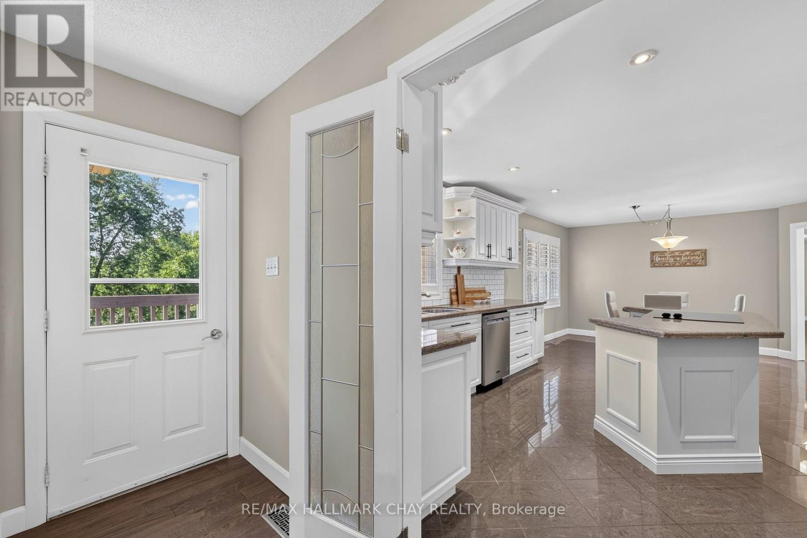 36 Mulock Drive, Bradford West Gwillimbury, Ontario  L0G 1B0 - Photo 30 - N13649472