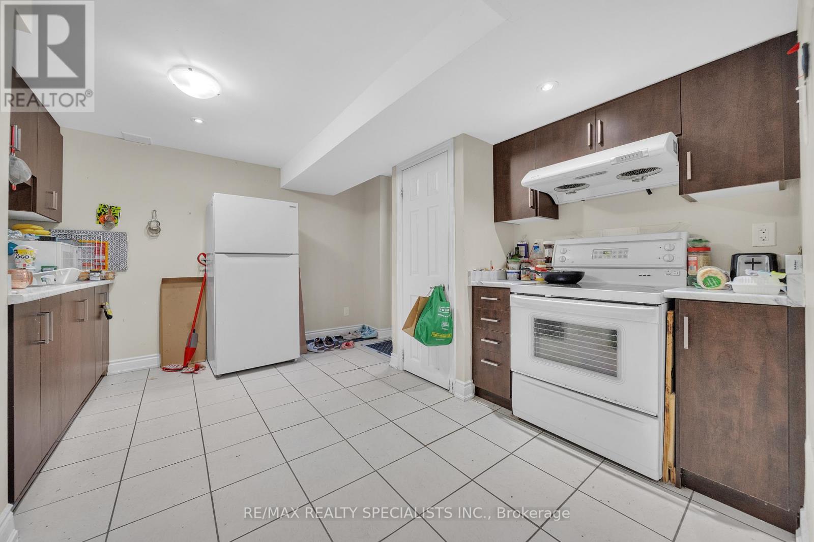 22 Clayborne Avenue, Brampton, Ontario  L7A 1N8 - Photo 17 - W13654026