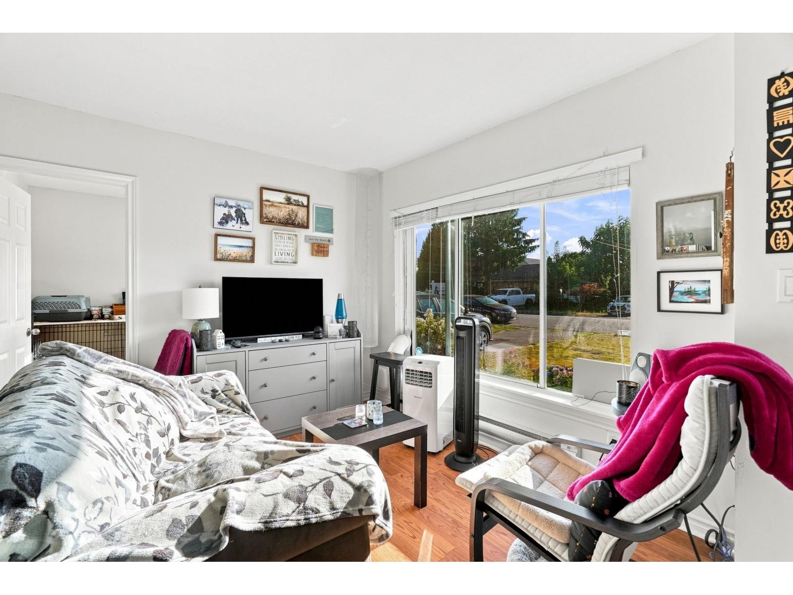 9458 Menzies Street, Chilliwack Proper East, Chilliwack, British Columbia  V2P 5Z4 - Photo 4 - R3153568