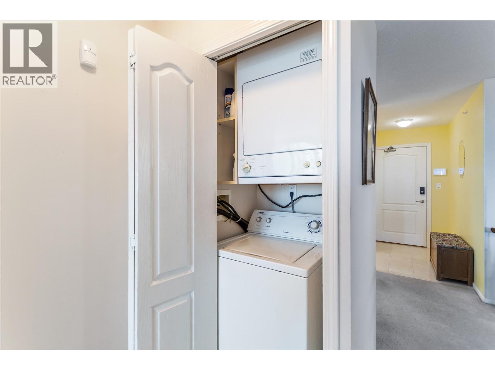 906 6622 Southoaks Crescent, Burnaby, British Columbia  V5E 4K2 - Photo 23 - R3107998
