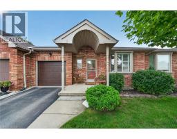 21 TWENTYPLACE Boulevard, Hamilton, Ontario