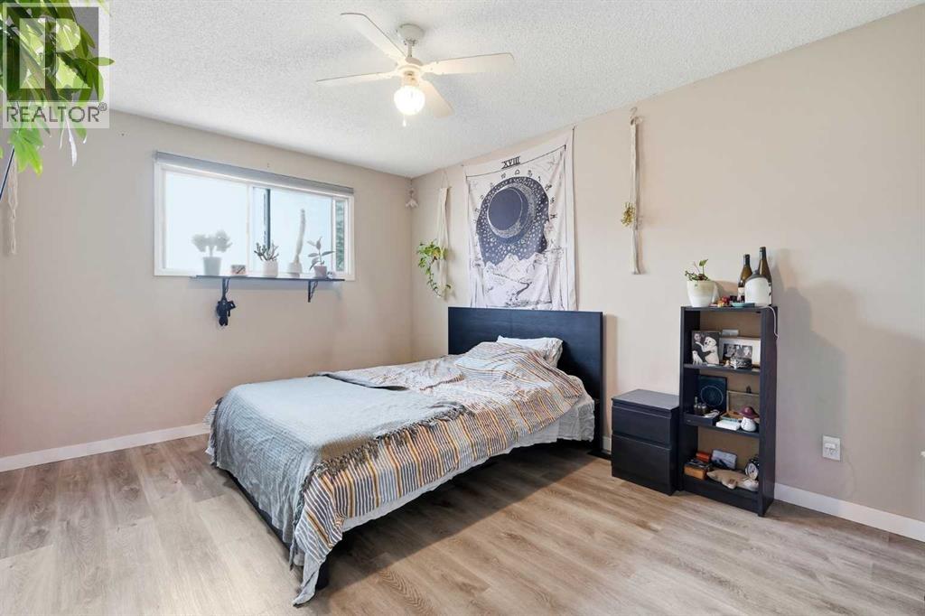 7343 36 Avenue NW, Calgary, Alberta  T3B 1V1 - Photo 11 - A2333323
