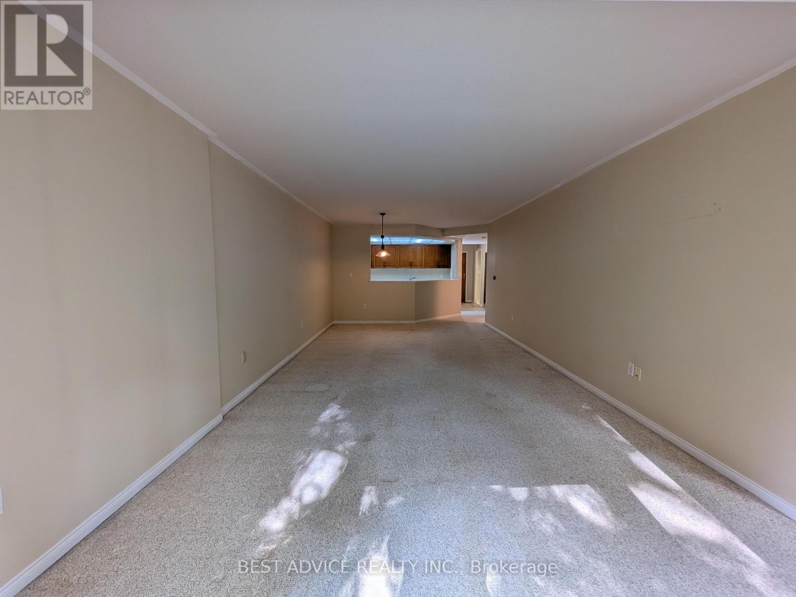 104 - 85 Wellington Street W, Aurora, Ontario  L4G 2P2 - Photo 5 - N13632108