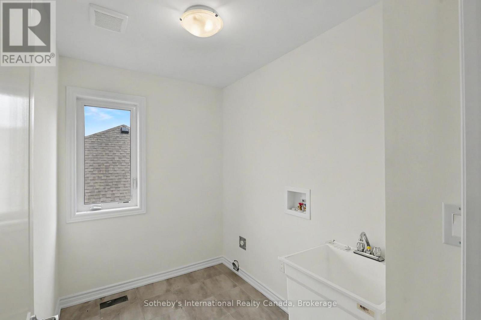 9 Hillcroft Way, Kawartha Lakes, Ontario  K0M 1A0 - Photo 24 - X13654220