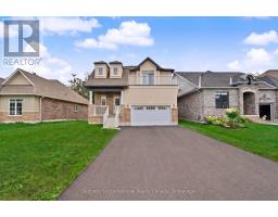 9 HILLCROFT WAY, Kawartha Lakes, Ontario