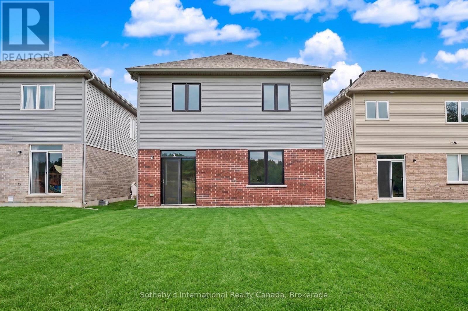 12 Hillcroft Way, Kawartha Lakes, Ontario  K0M 1A0 - Photo 44 - X13654234