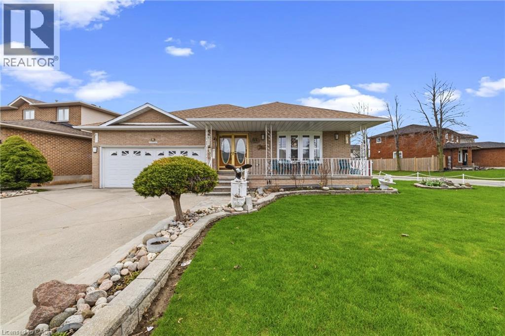 546 DICENZO Drive, Hamilton, Ontario