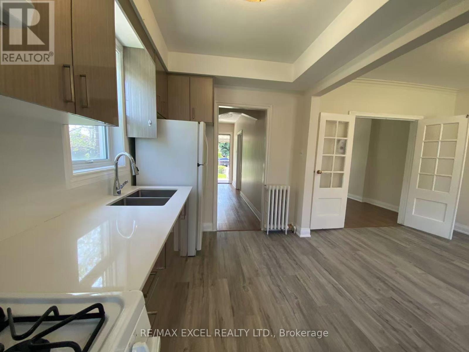 443 Vaughan Road, Toronto, Ontario M6C 2P4 - Photo 11 - C13654188