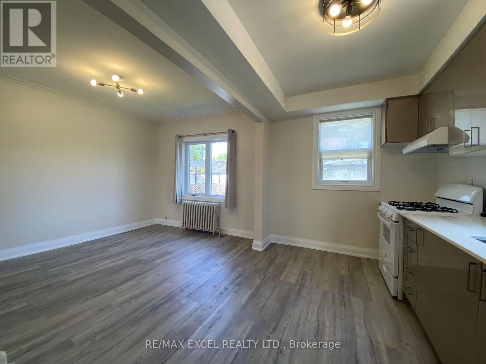 443 Vaughan Road, Toronto, Ontario M6C 2P4 - Photo 17 - C13654188