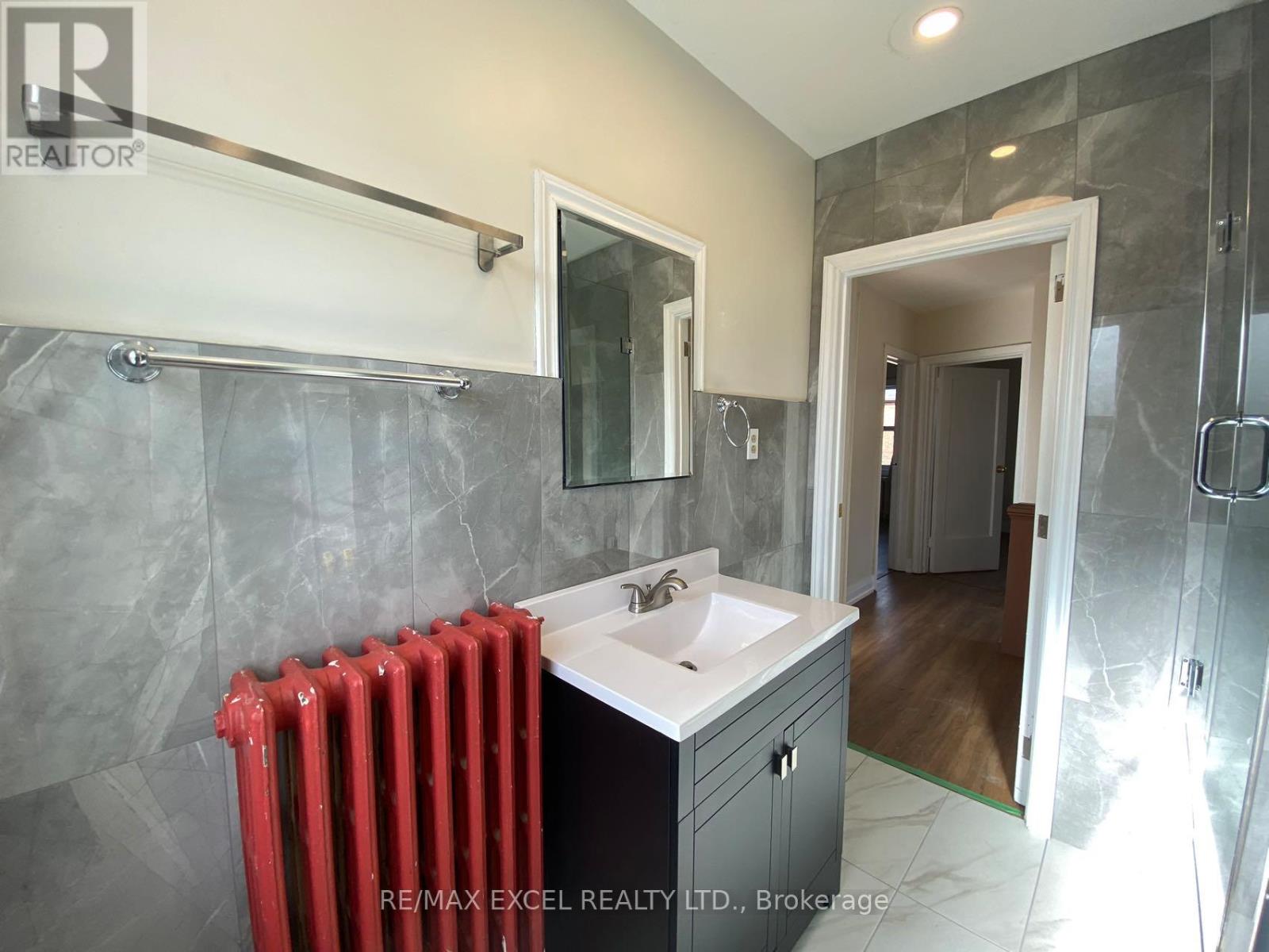 443 Vaughan Road, Toronto, Ontario M6C 2P4 - Photo 25 - C13654188