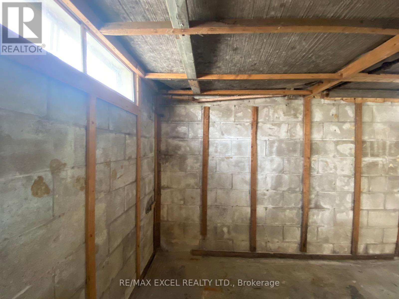 443 Vaughan Road, Toronto, Ontario M6C 2P4 - Photo 35 - C13654188