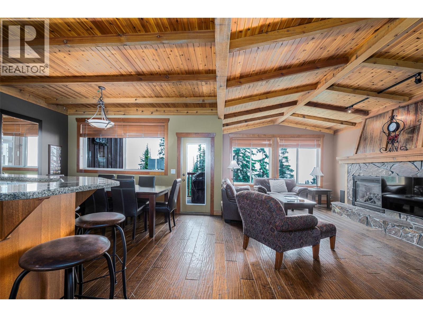 250 Feathertop Way Unit# 205, Big White, British Columbia