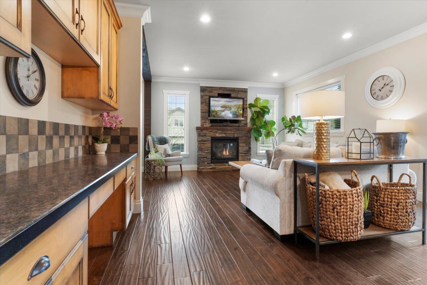 8611 Ashmore Place, Mission, British Columbia  V4S 0A9 - Photo 8 - R3153948