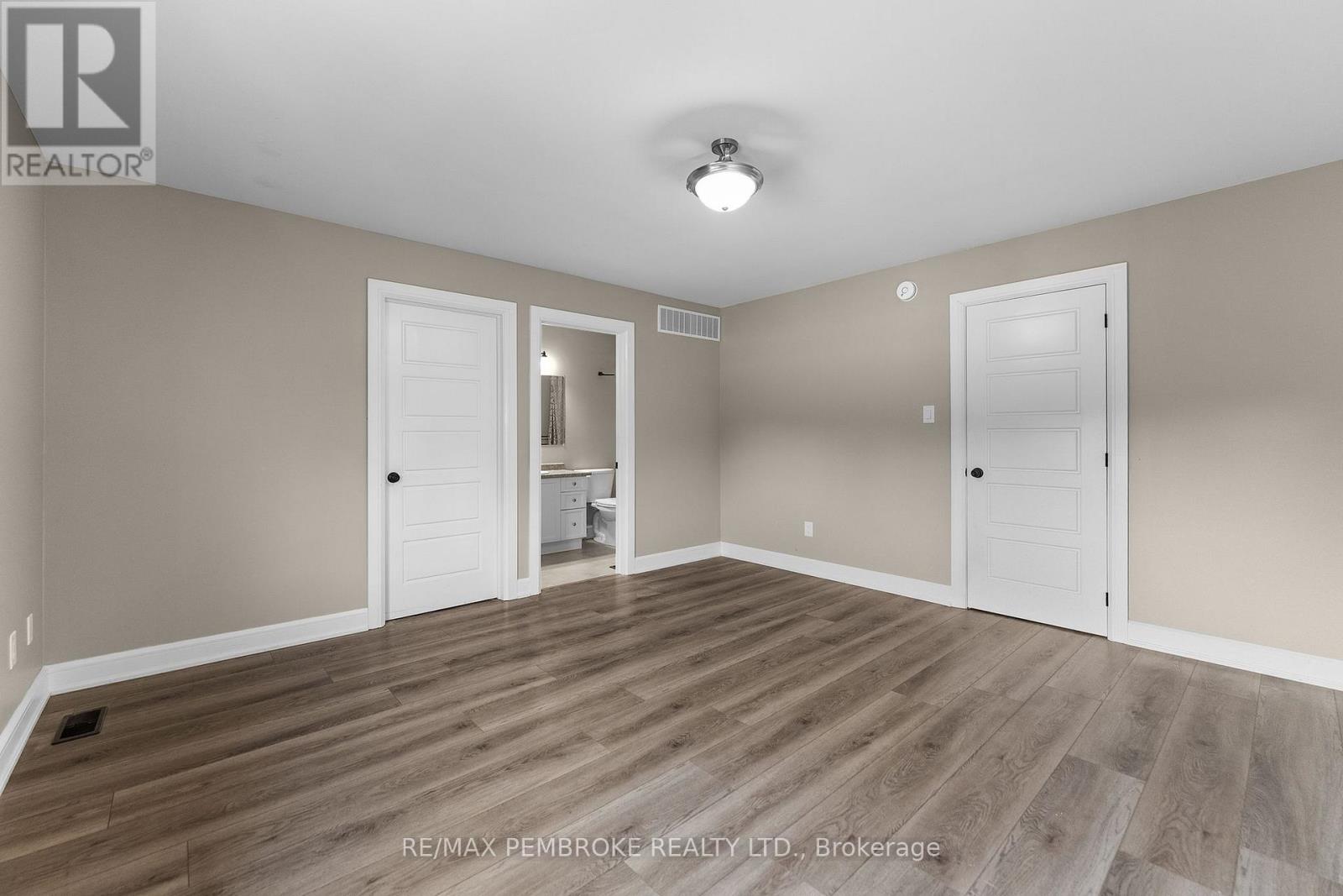 41 Northbrook Road, Petawawa, Ontario  K8H 3N5 - Photo 25 - X13654266
