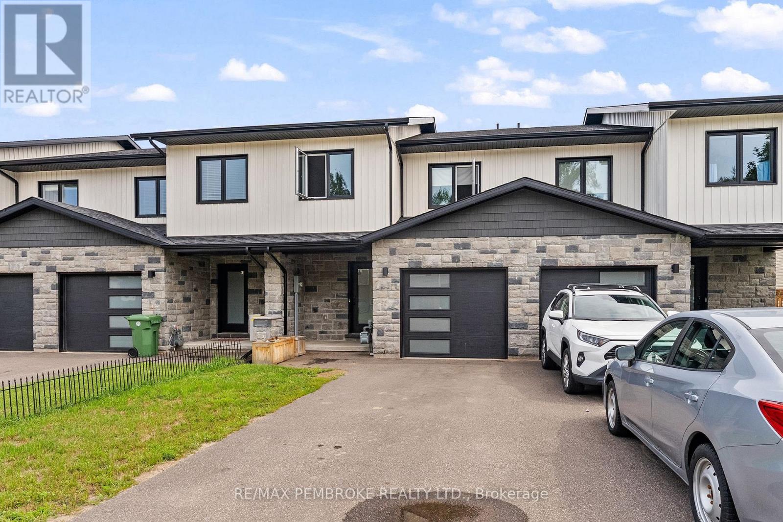41 Northbrook Road, Petawawa, Ontario  K8H 3N5 - Photo 39 - X13654266