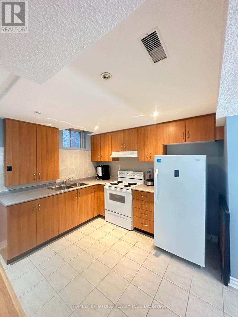 Bsmt - 84 Forecastle Road, Vaughan (Patterson), Ontario  L4K 5J1 - Photo 8 - N13654278