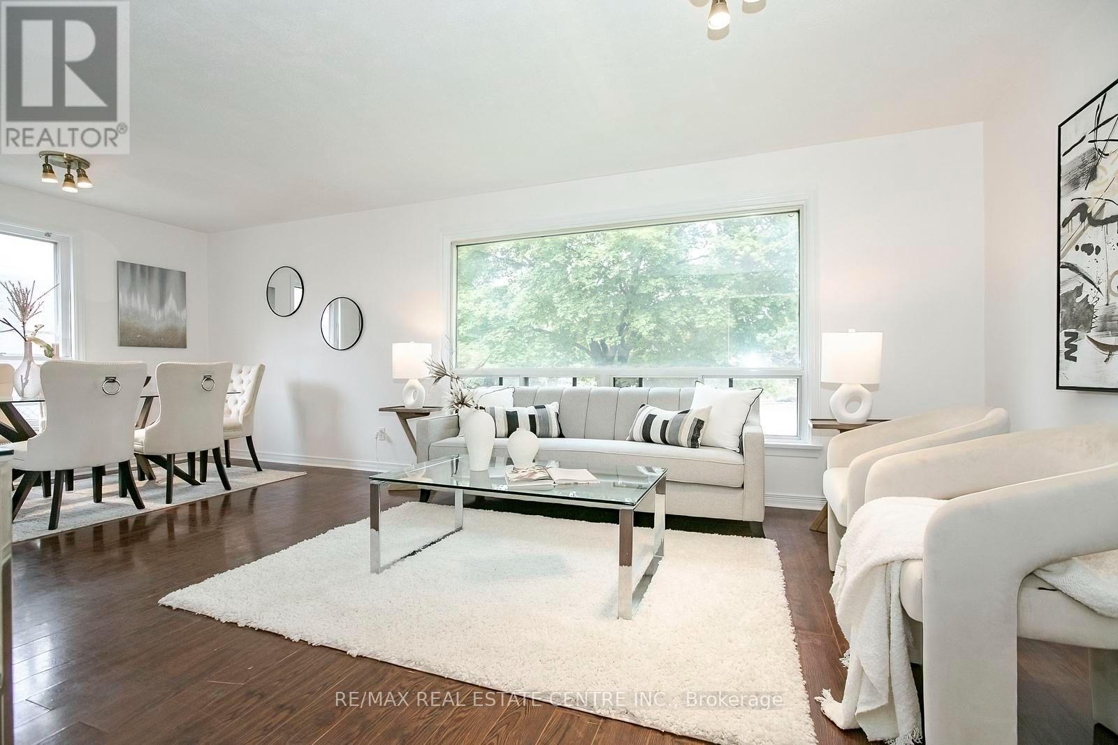 16 Mclaughlin Road N, Brampton, Ontario  L6X 1Y5 - Photo 10 - W13654206
