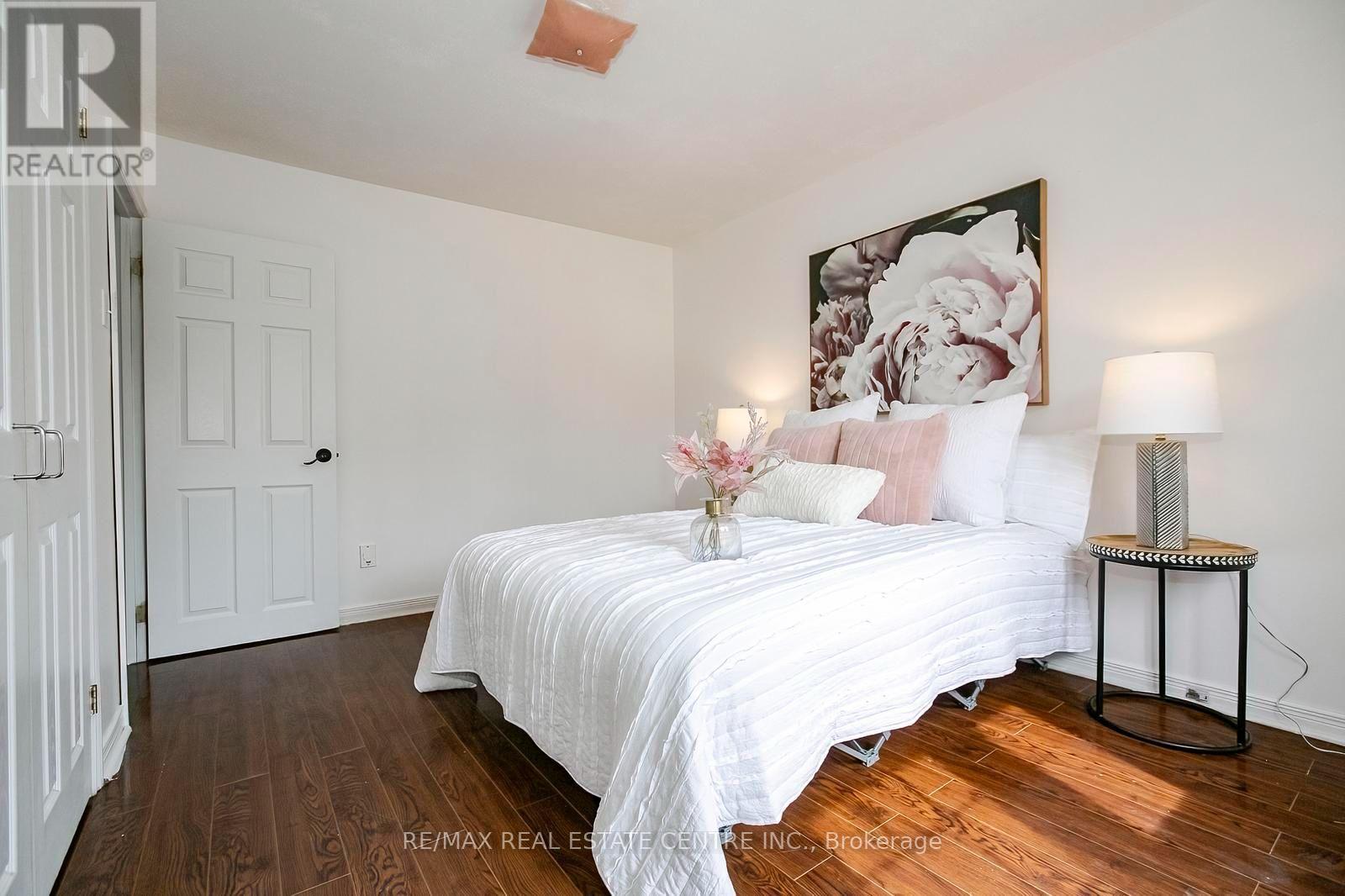 16 Mclaughlin Road N, Brampton, Ontario  L6X 1Y5 - Photo 24 - W13654206