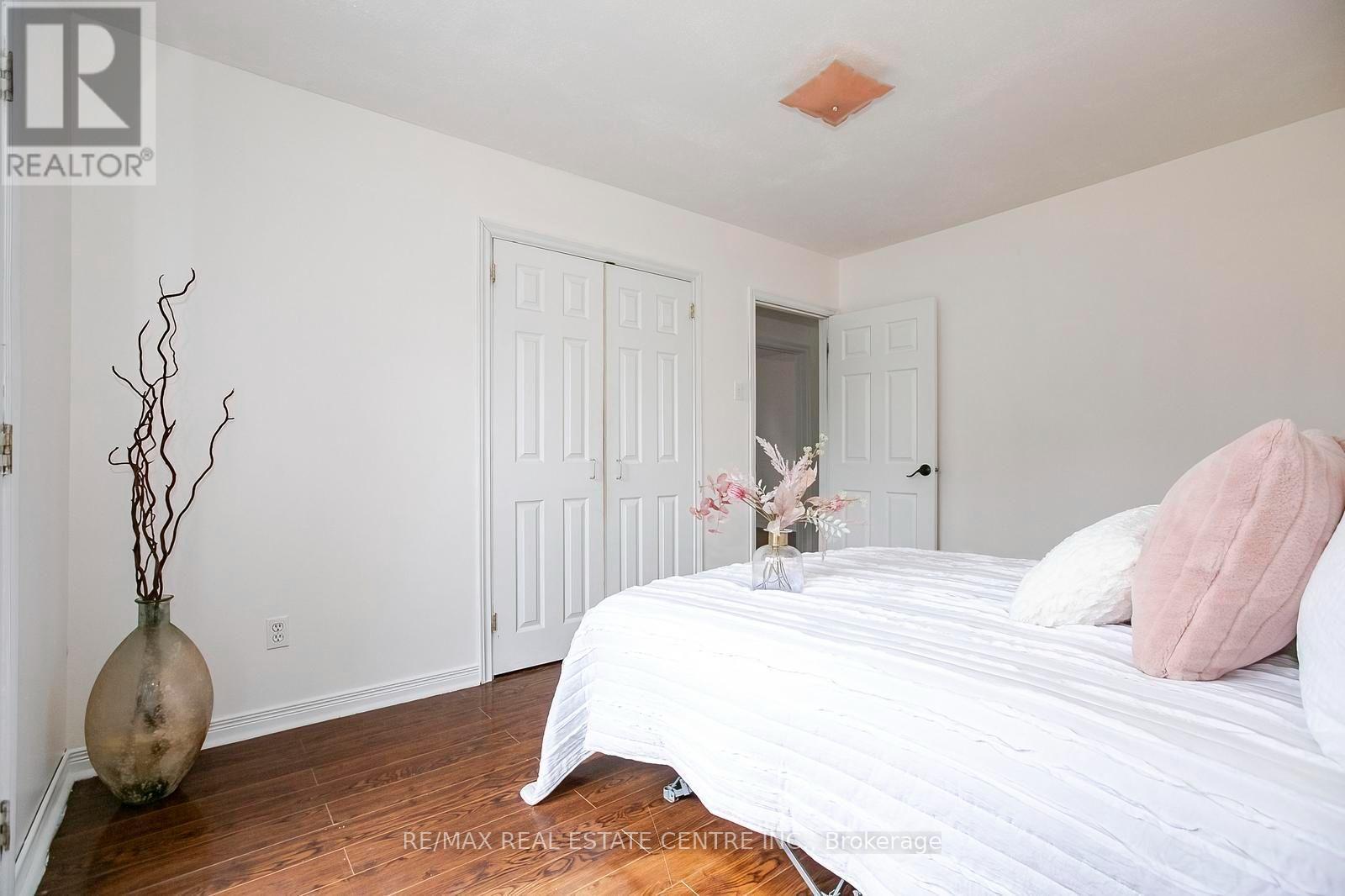 16 Mclaughlin Road N, Brampton, Ontario  L6X 1Y5 - Photo 25 - W13654206