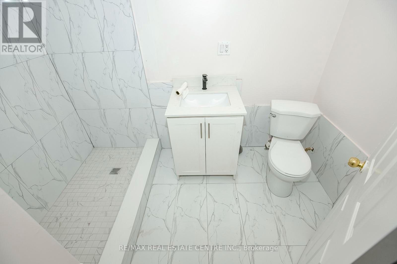 16 Mclaughlin Road N, Brampton, Ontario  L6X 1Y5 - Photo 45 - W13654206