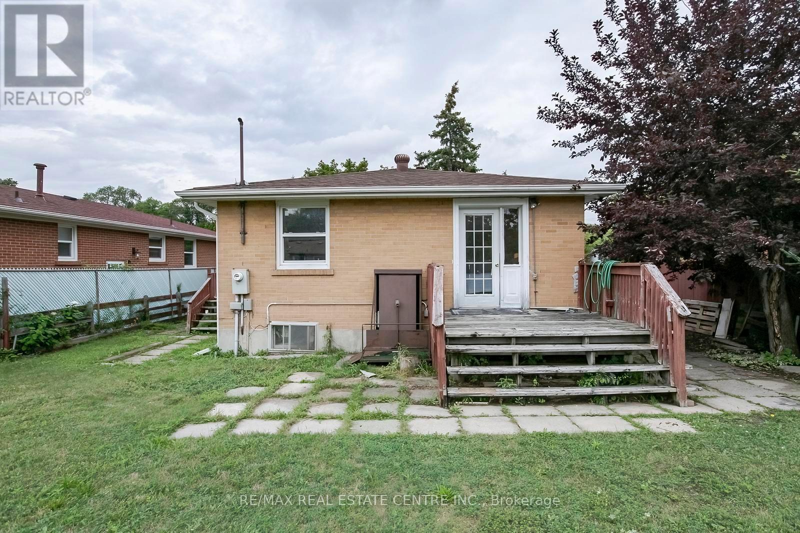 16 Mclaughlin Road N, Brampton, Ontario  L6X 1Y5 - Photo 50 - W13654206