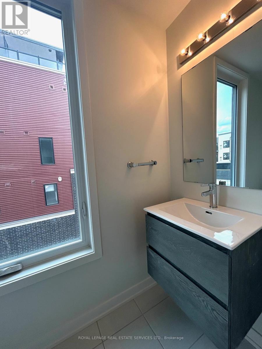 18 - 3405 Ridgeway Drive E, Mississauga, Ontario  L5L 0B9 - Photo 11 - W13654212
