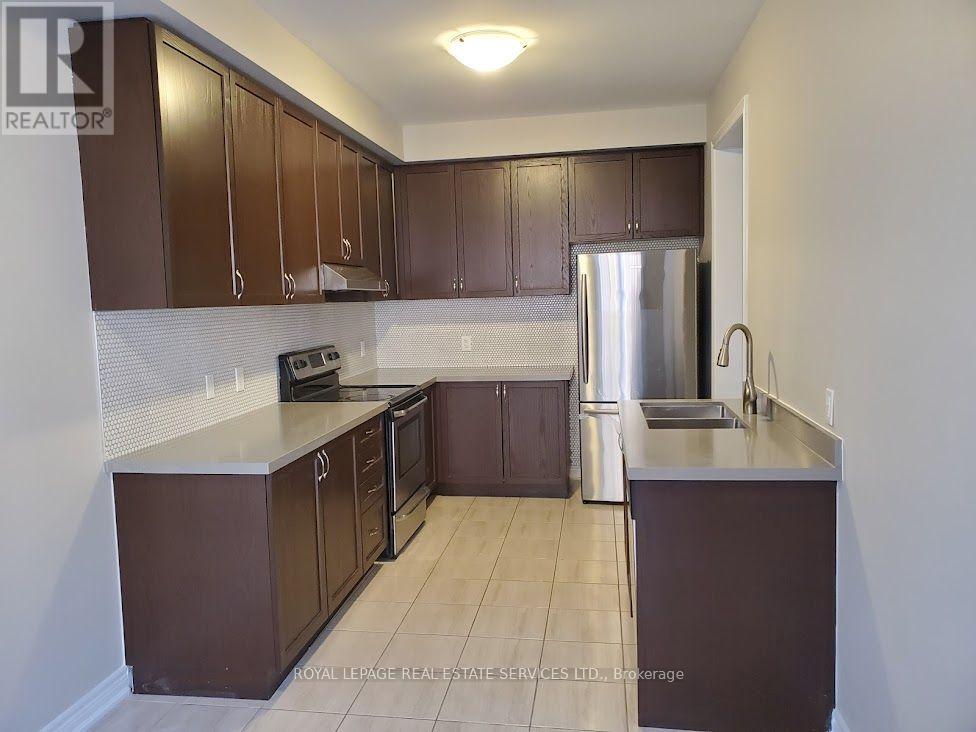 39 Vezna Crescent, Brampton, Ontario  L6X 5K5 - Photo 15 - W13654214