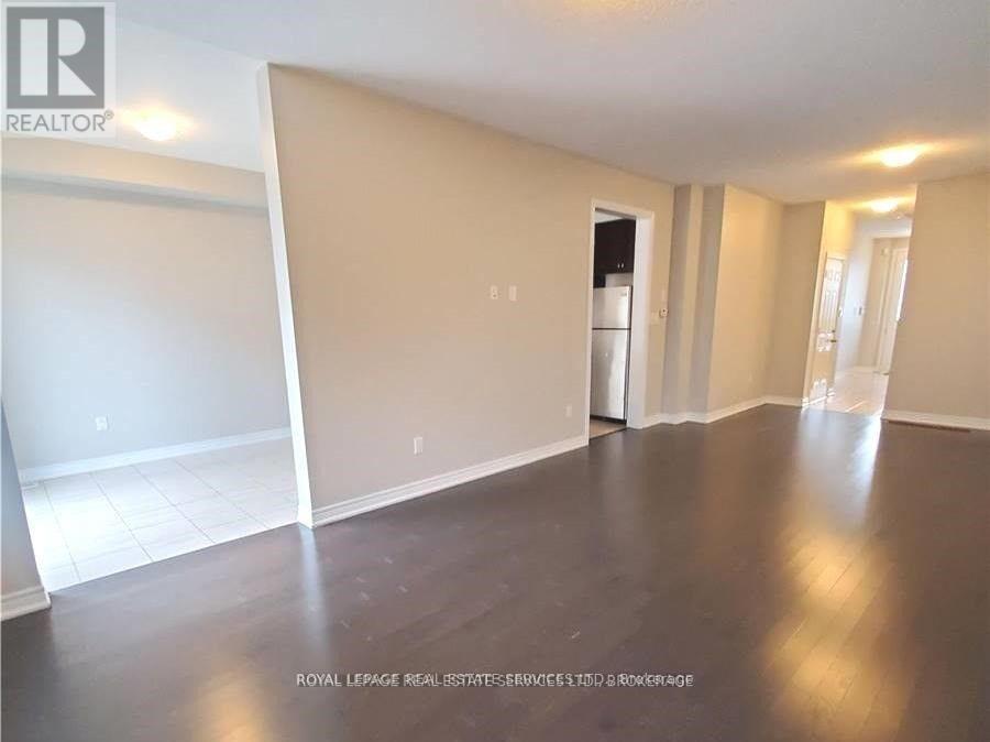 39 Vezna Crescent, Brampton, Ontario  L6X 5K5 - Photo 6 - W13654214