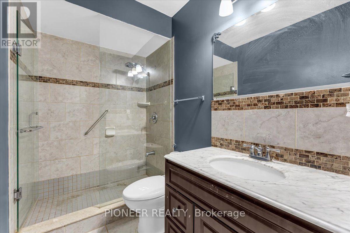6452 Eastridge Road, Mississauga, Ontario  L5N 4K8 - Photo 33 - W13654228