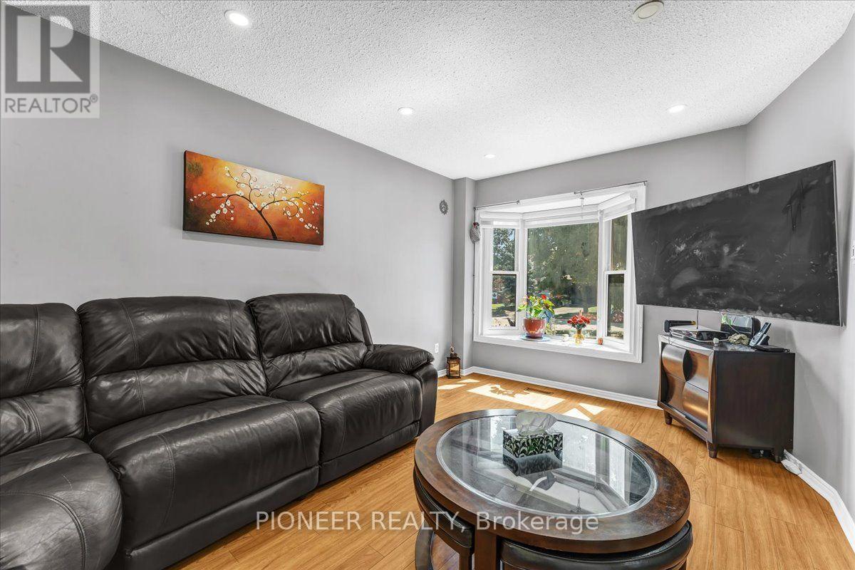 6452 Eastridge Road, Mississauga, Ontario  L5N 4K8 - Photo 9 - W13654228