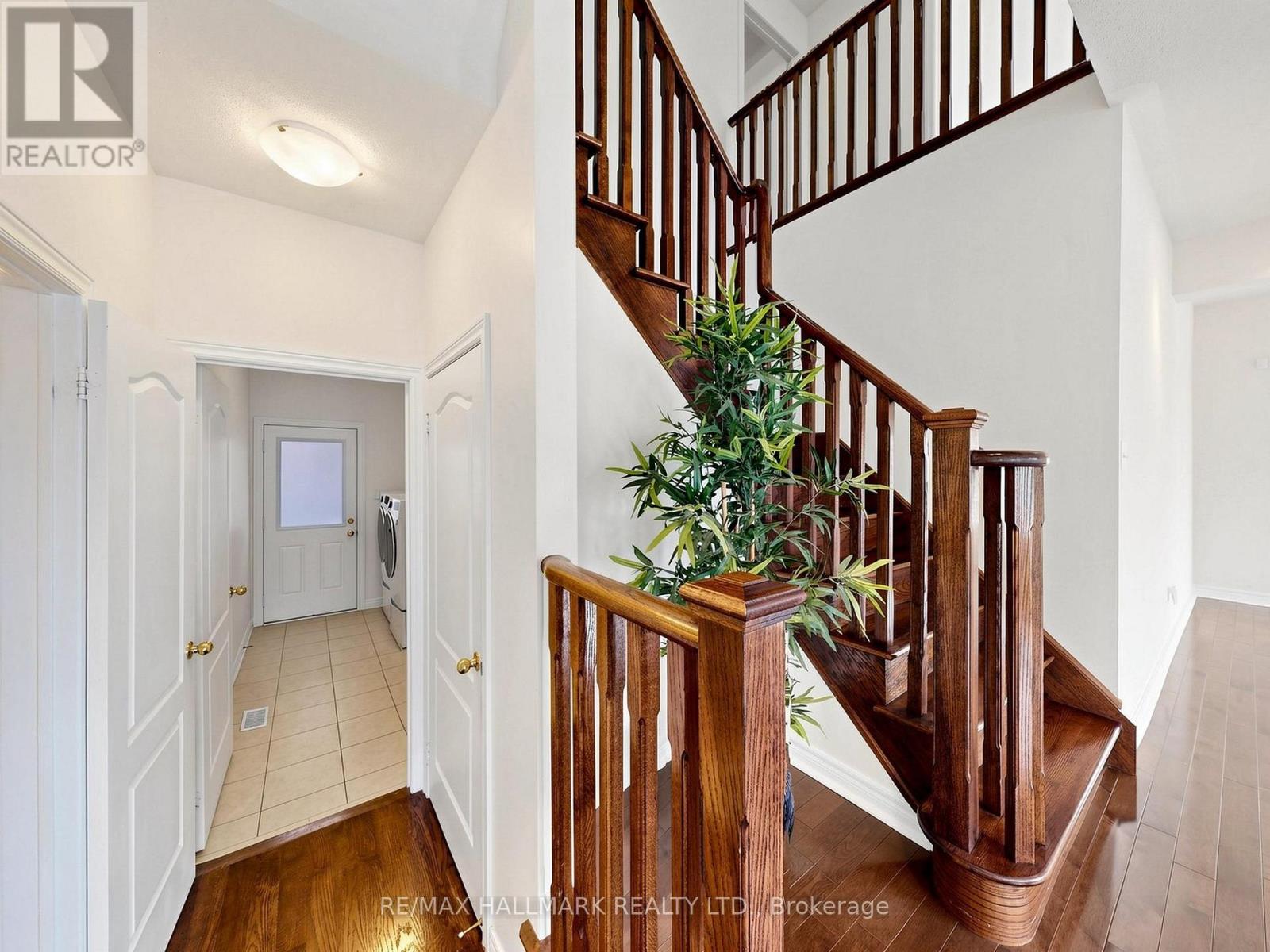 72 Middlecote Drive, Ajax, Ontario  L1T 0J5 - Photo 19 - E13654200