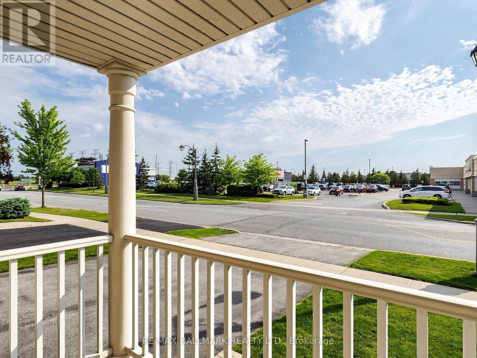 72 Middlecote Drive, Ajax, Ontario  L1T 0J5 - Photo 4 - E13654200
