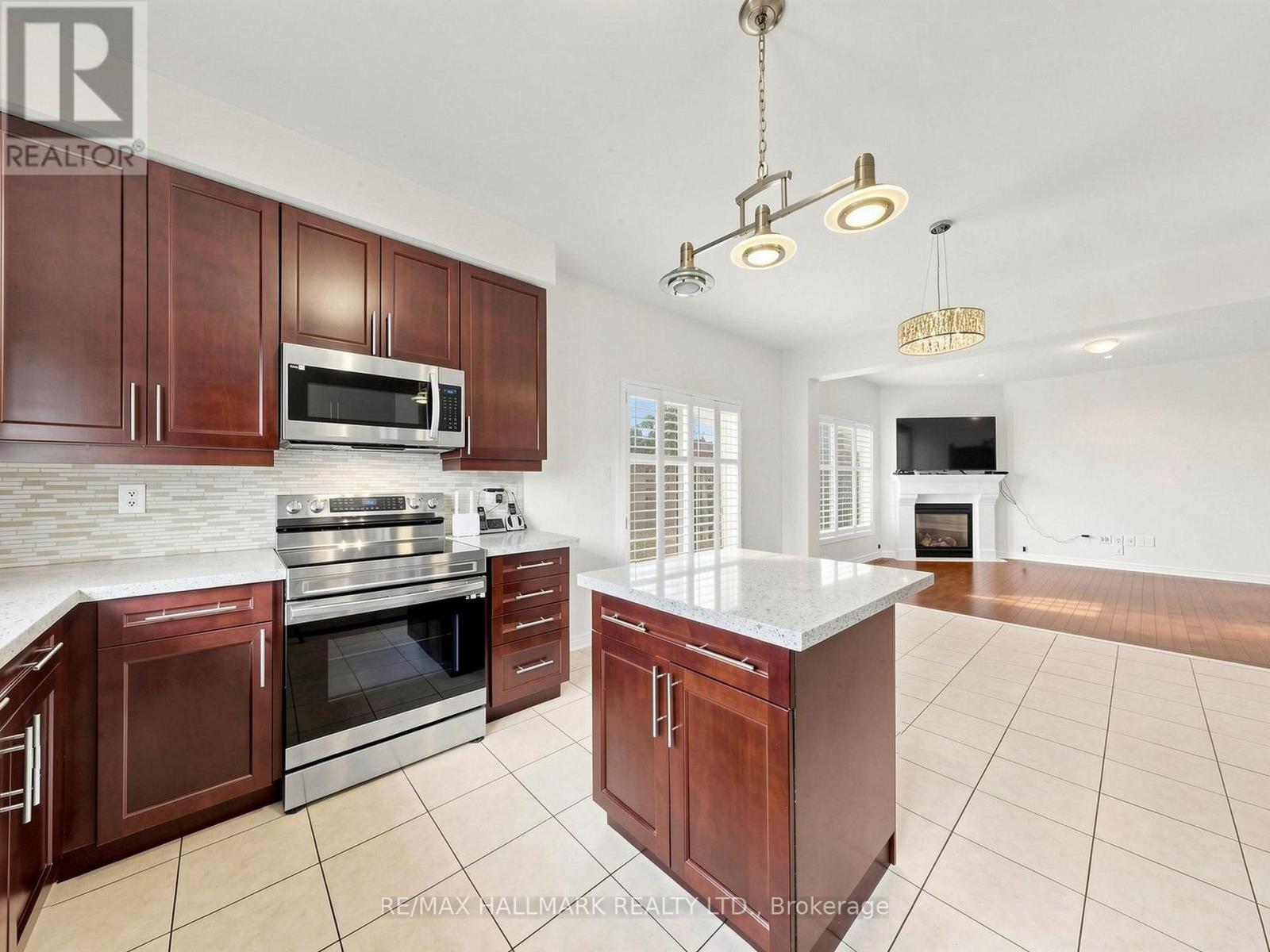72 Middlecote Drive, Ajax, Ontario  L1T 0J5 - Photo 11 - E13654200