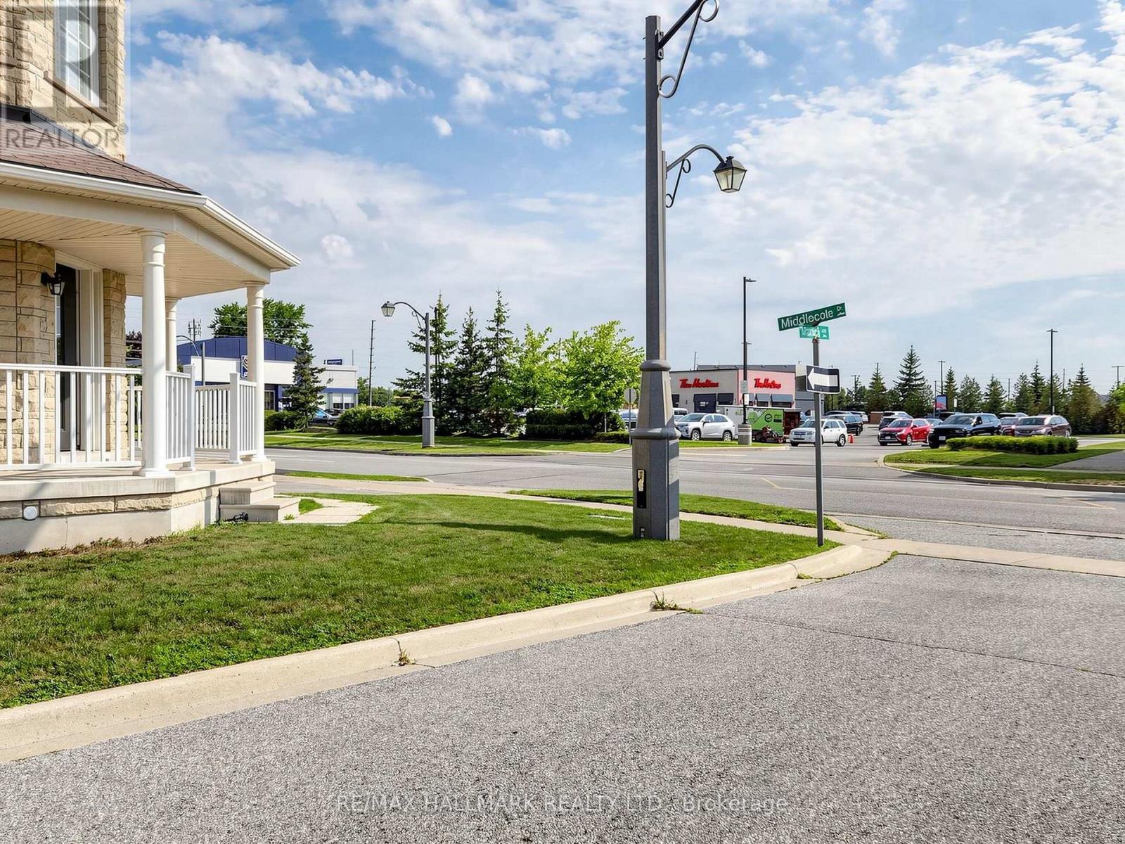 72 Middlecote Drive, Ajax, Ontario  L1T 0J5 - Photo 2 - E13654200